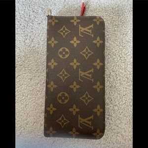 Louis vuitton wallet